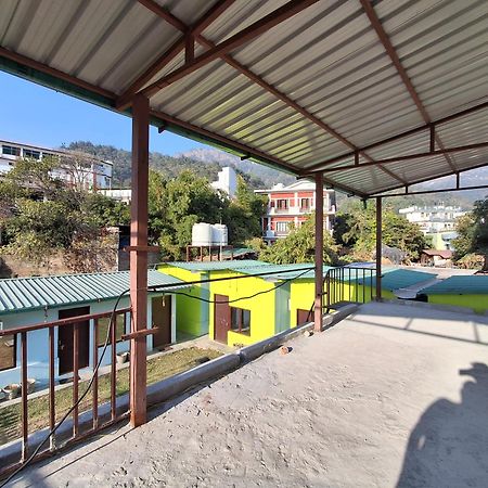 Landlopers Hostel Ришикеш Экстерьер фото