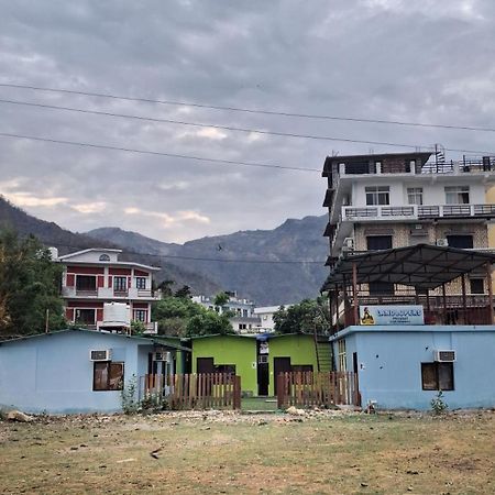 Landlopers Hostel Ришикеш Экстерьер фото